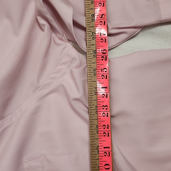 Set of VanHeusen Men's Dress Shirts with coordinating Ties - Picture 15 of 16